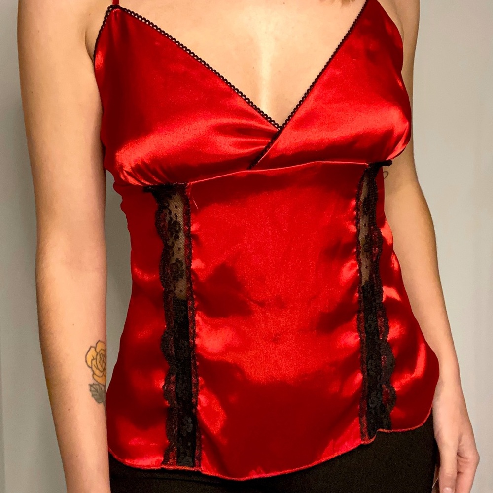 Red Camisole with Lace Cut-Out - Picture 3 of 3